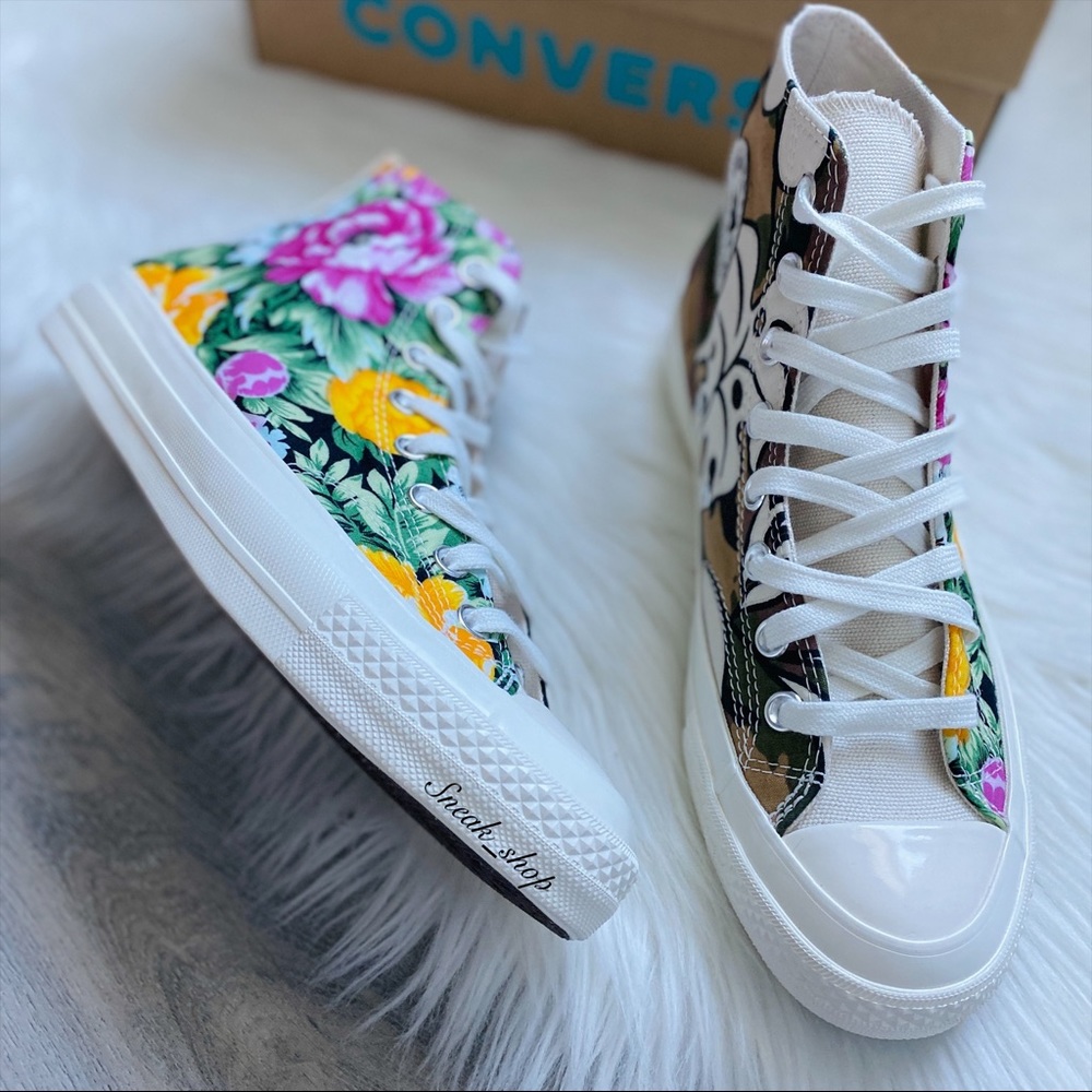 NWT Converse Chuck Taylor All Star Women’s Shoes